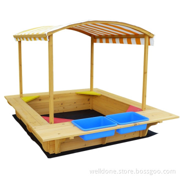 Wood sandpit with lid